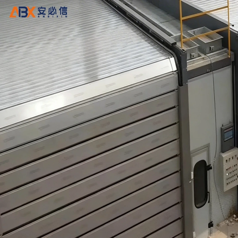 南京铝质快速门